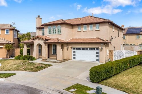 6654 Angelina Ct, Chino, CA 91710-7362