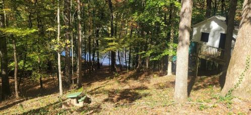 240 Grogans Lake Pt, Atlanta, GA 30350-3119