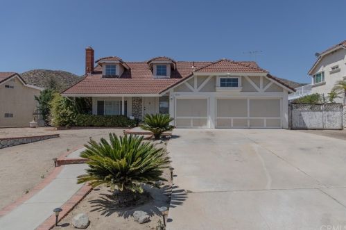 22146 Woodcreek Ln, Wildomar, CA 92595-8241