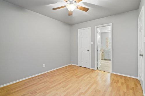 4204 Clf Dr, Carrollton TX 75010-4031 exterior