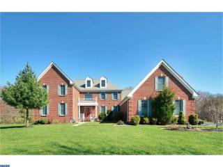 8 Meadowlark Dr, Plainsboro, NJ 08536-2057