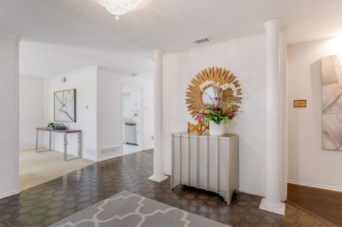 10336 Coppedge Ln, Dallas, TX 75229-6110