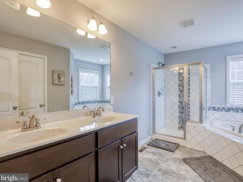 365 Chickamauga Dr, Harpers Ferry WV 25425-3633 exterior