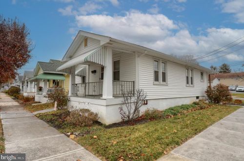 354 7th St, Lebanon, PA 17046-4704