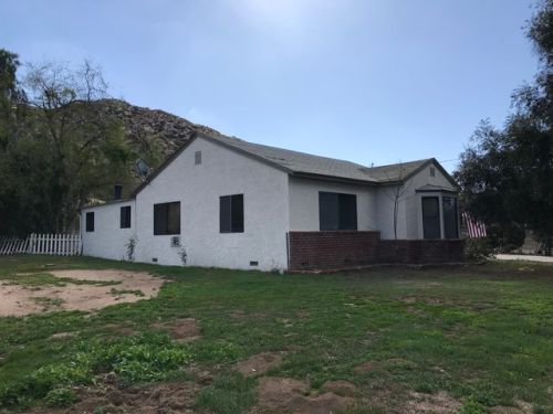 2675 Hillside Ave, Norco, CA 92860-2303