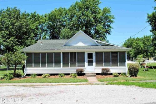 107 Cooper St, Colfax, IL 61728-9248