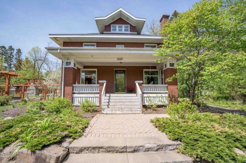 2127 Columbus Ave, Duluth, MN 55803-2222