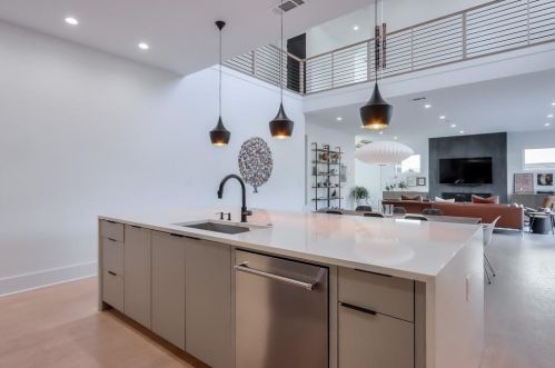 2135 Marann Dr, Atlanta GA  30345-3536 exterior