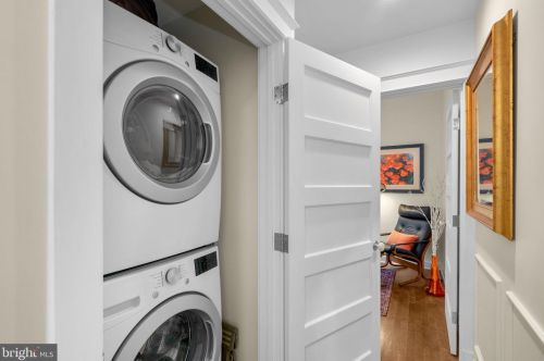 8409 Grove St, Silver Spring MD 20910-4761 exterior