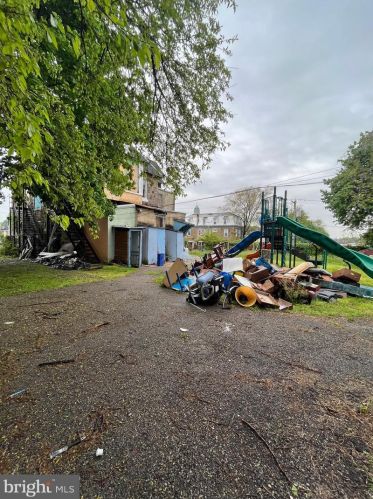 601 Chelten Ave, Philadelphia PA  19126-3825 exterior