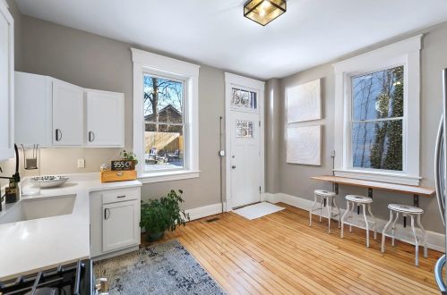 2612 Hemlock St, Cincinnati OH  45206-1608 exterior