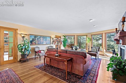 84 Pne Ln, Woodland Park CO 80863-9535 exterior