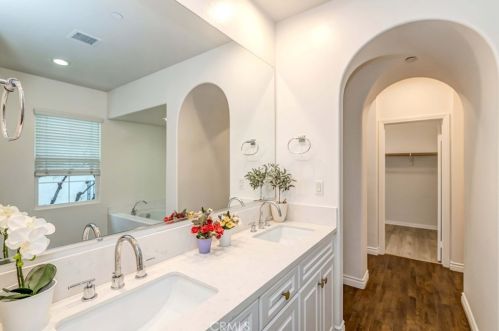 3105 Anacapa Way, Anaheim CA  92801-6154 exterior