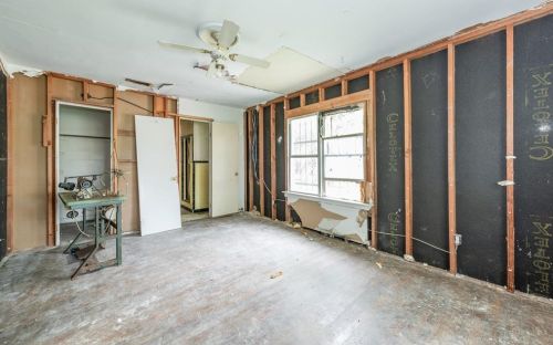 3320 Tex Blvd, Fort Worth TX  76116-4228 exterior