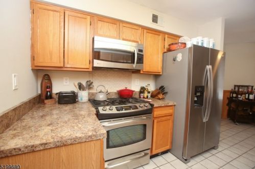 113 Overlook Dr, Hackettstown NJ  07840-4614 exterior