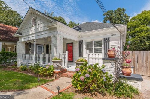 1339 Elizabeth Ln, Atlanta GA  30344-1724 exterior