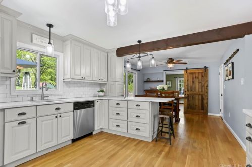 167 Pepper St, Upper Stepney, CT 06468-1164