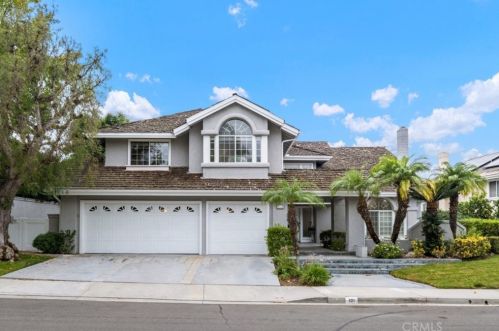 121 Starcrest, Irvine, CA 92603-3628