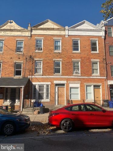 118 43rd St, Philadelphia, PA 19104-6400