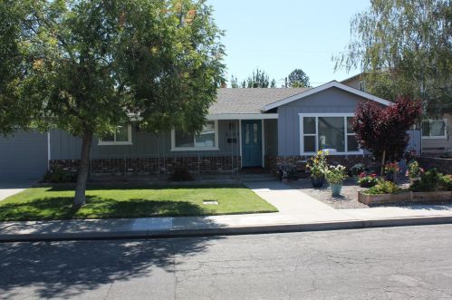 2100 Loyola Way, Turlock, CA 95382-1834