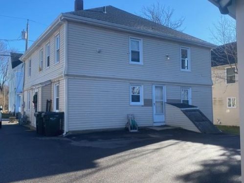 12 Pearl St, Westerly RI  02891-1606 exterior