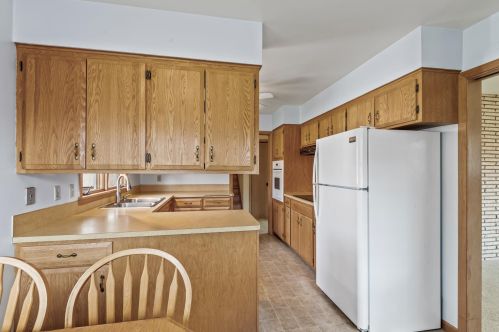 760 Iowa Ave, Saint Paul MN  55106-1018 exterior