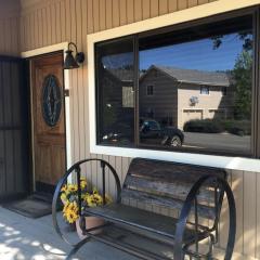 8276 Anchor Way, Lake Nacimiento, CA 93426-9635