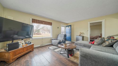 228 Superior Ave, Rockford, IL 61115-2808