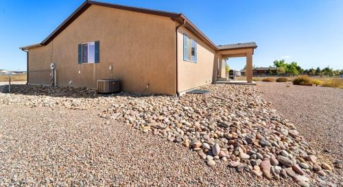 658 Mcclave Dr, Pueblo CO  81007-2126 exterior