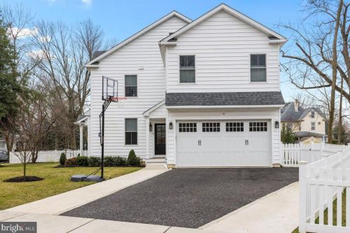 17 Redman Ave, Tavistock NJ  08033-2316 exterior