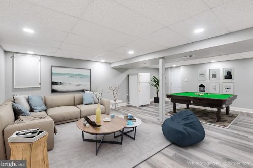 201 Newport Dr, Severna Park MD exterior