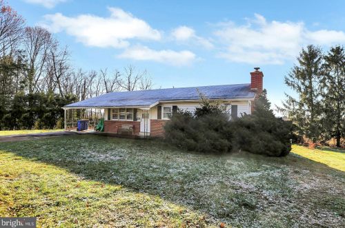 7551 Davids Rd, Harrisburg, PA 17111-5022