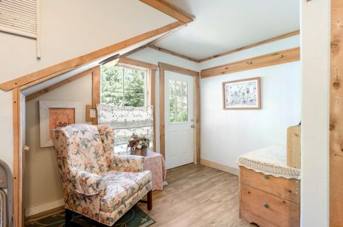 21152 Oakwood Ln, Michigan Bluff, CA 95631-9674