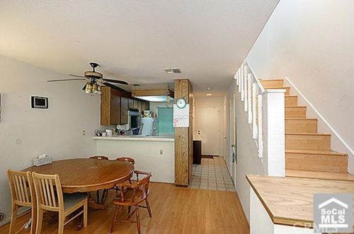 134 Pineview, Irvine CA  92620-1925 exterior