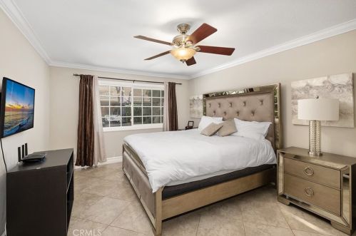10 Cherry, Irvine CA  92612-2313 exterior