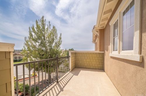 16550 Catalonia Dr, Riverside CA  92504-8701 exterior