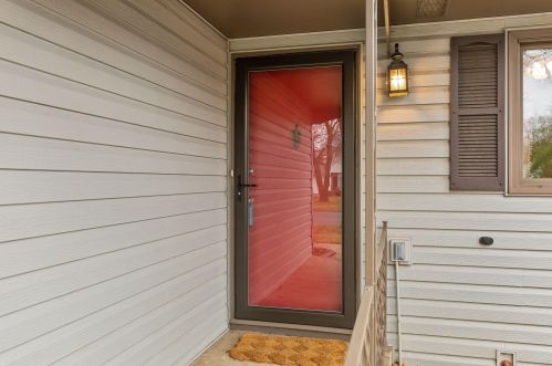 2073 Jade Ln, Saint Paul MN  55122-2862 exterior