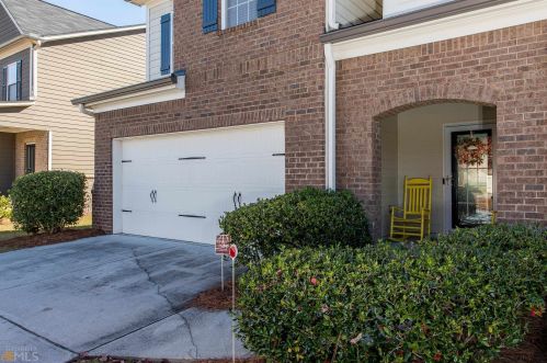 420 Fern Bay Dr, Atlanta, GA 30331-8957