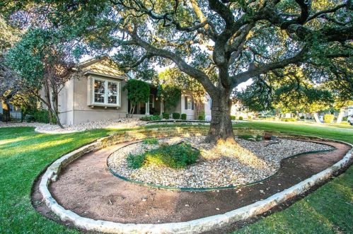 106 Stockman Trl, Georgetown, TX 78633-4899
