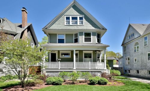 174 Taylor Ave, Oak Park, IL 60302-2524