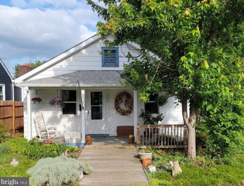 522 Caroline Ave, Charlottesville, VA 22902-5428