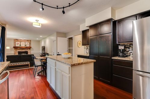 1810 Evergreen Ct, Saint Paul MN  55125-2301 exterior
