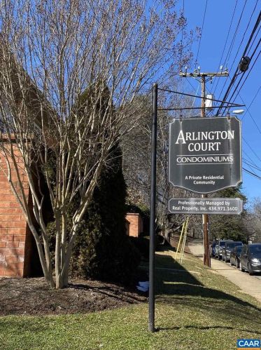 2422 Arlington Blvd, Charlottesville, VA 22903-1546