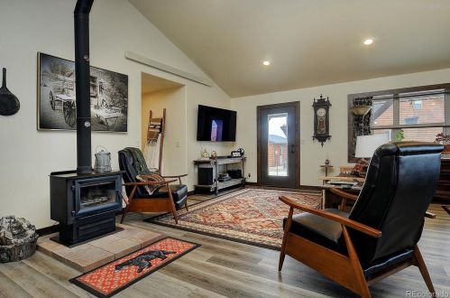 114 3rd St, Horn Creek, CO 81252-9420