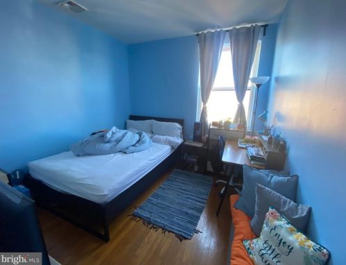 2501 11 St, Philadelphia PA 19123-1101 exterior