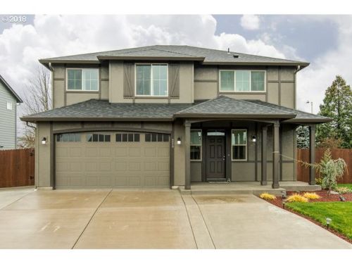 210 8th St, Battle Ground, WA 98604-3129