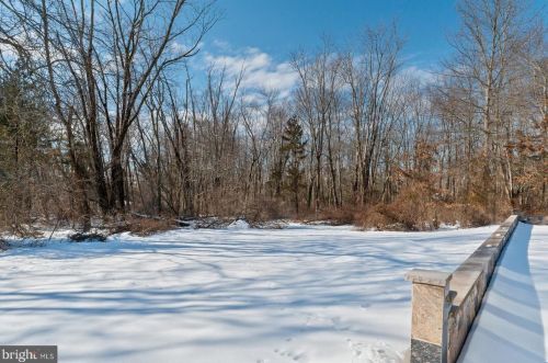 303 Carter Rd, Princeton NJ  08540-7419 exterior