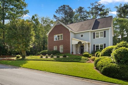 1071 Cedar Bluff Trl, Lilburn, GA 30047-3175