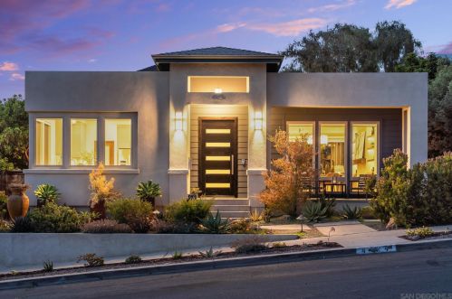4424 Casitas St, San Diego, CA 92107-4218
