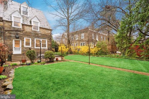 426 Durham St, Philadelphia PA  19119-1222 exterior